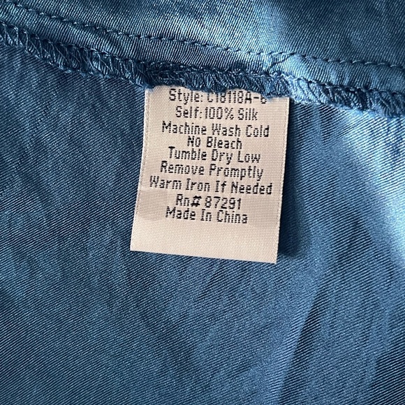 Johnny Was Samira Challis Silk Top Poncho - Picture 8 of 8